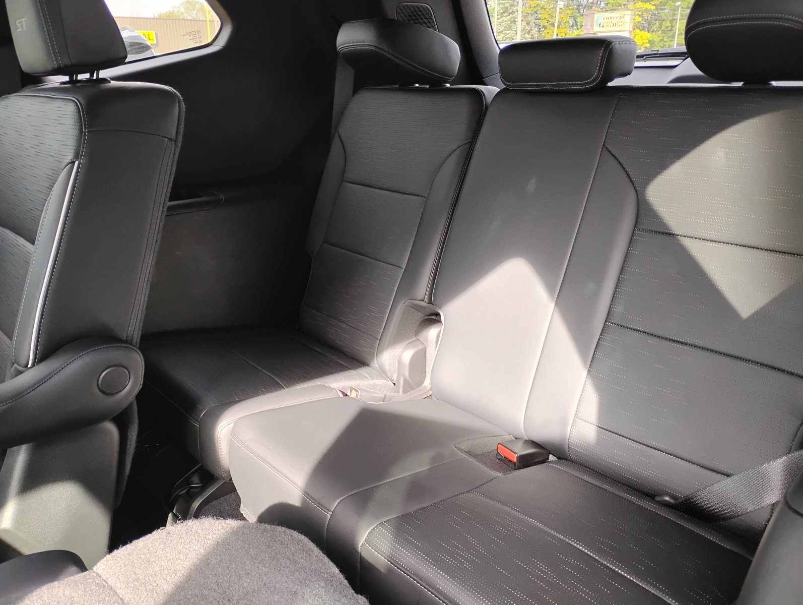 Used 2025 Buick Enclave Sport Touring FWD image 26