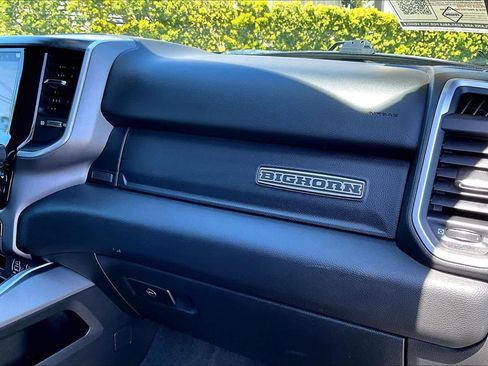 Used 2022 RAM 1500 Big Horn RWD image 17