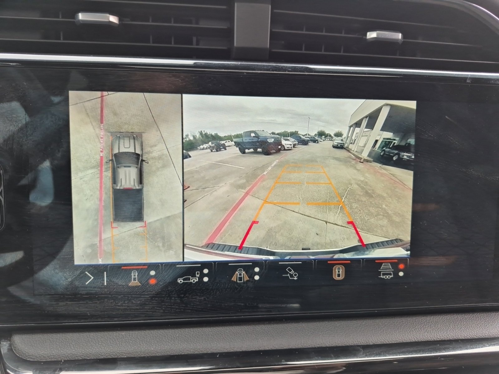 Used 2024 GMC Sierra 2500 AT4 w/ AT4 Premium Plus Package AWD/4WD image 21