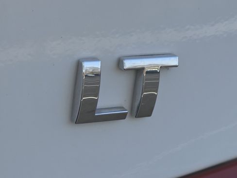 Used 2024 Chevrolet Malibu LT image 9