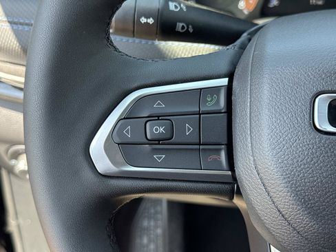 New 2026 Jeep Compass Latitude AWD/4WD image 8