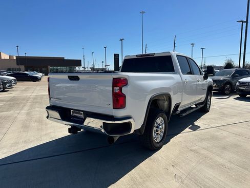 Used 2021 Chevrolet Silverado 2500 LT w/ Z71 Off-Road Package image 5
