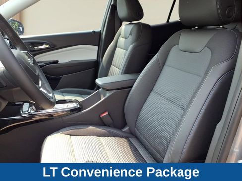 New 2026 Chevrolet Trax LT w/ Driver Confidence Package FWD image 15