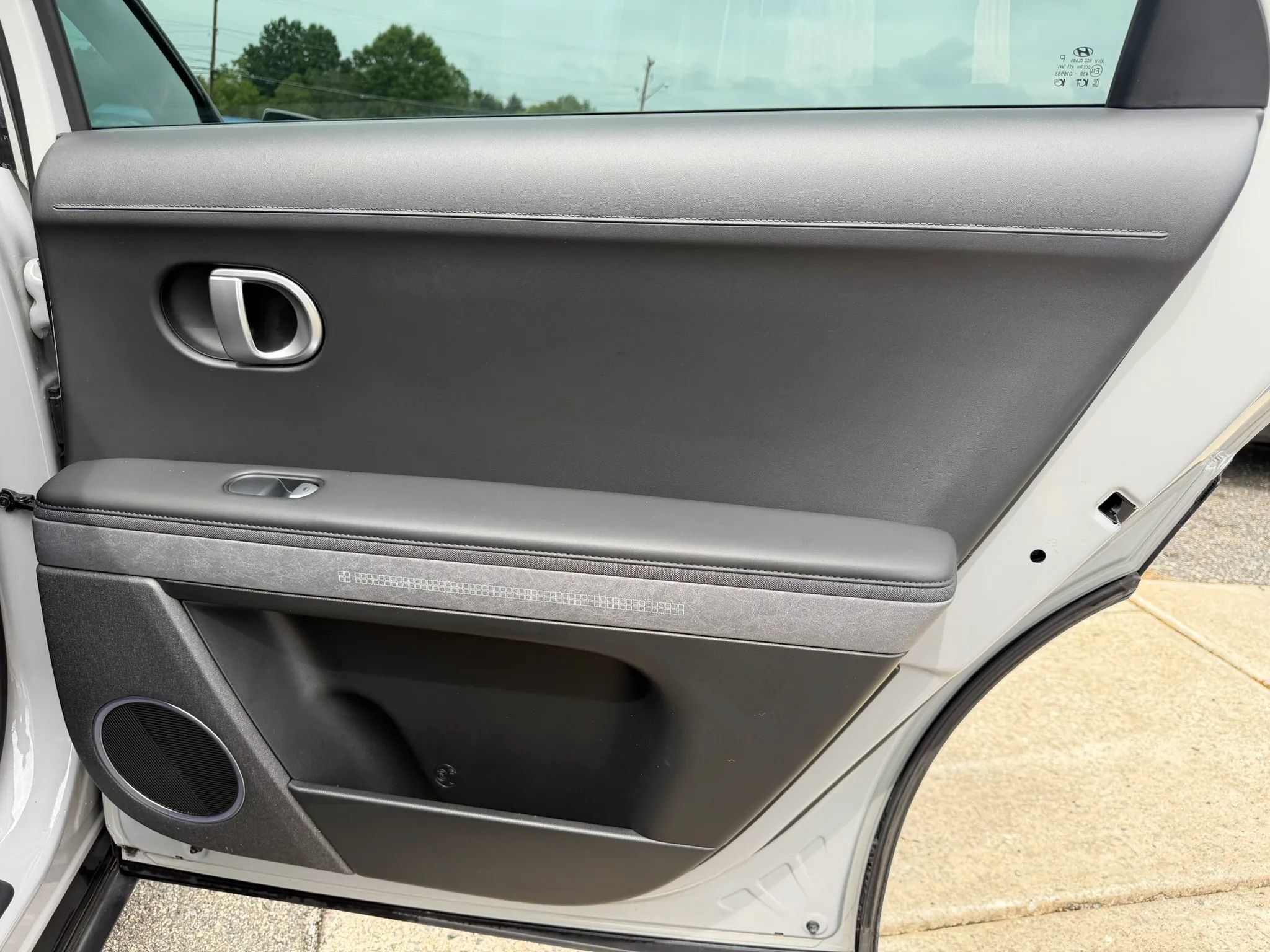 Used 2023 Hyundai Ioniq 5 SEL w/ Cargo Package AWD/4WD image 18