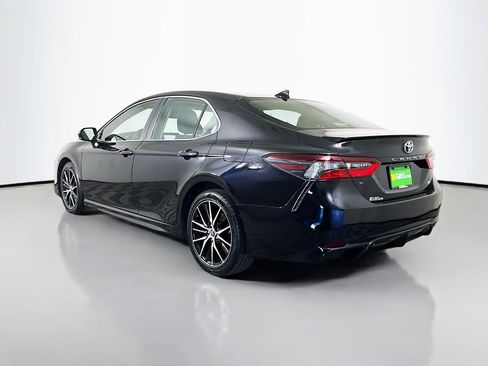 Used 2023 Toyota Camry SE FWD image 7