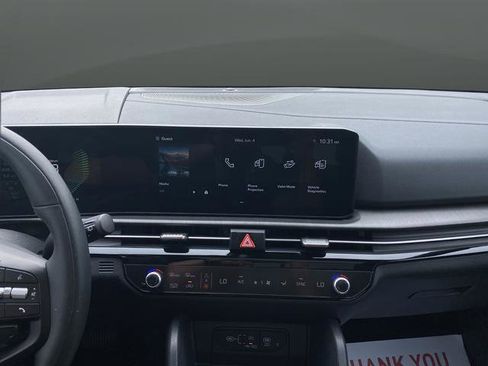 New 2026 Kia Sportage X-Line w/ X-Line Premium Package AWD/4WD image 9