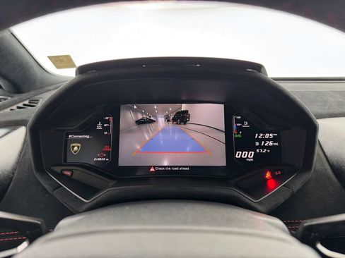 Used 2018 Lamborghini Huracan Performante AWD/4WD image 29