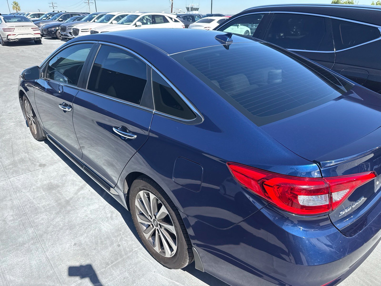 Used 2017 Hyundai Sonata Sport w/ Value Edition Package 02 FWD image 7