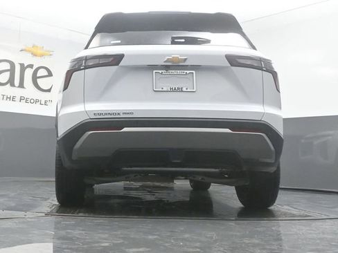 New 2026 Chevrolet Equinox LT w/ Safety and Technology Package image 32