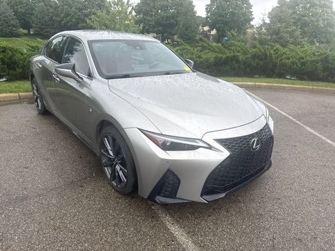 Used 2022 Lexus IS 350 F Sport AWD/4WD image 3