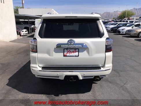 Used 2017 Toyota 4Runner Limited AWD/4WD image 7