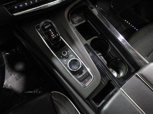 Used 2022 Cadillac Escalade ESV Sport w/ Touring Package image 17