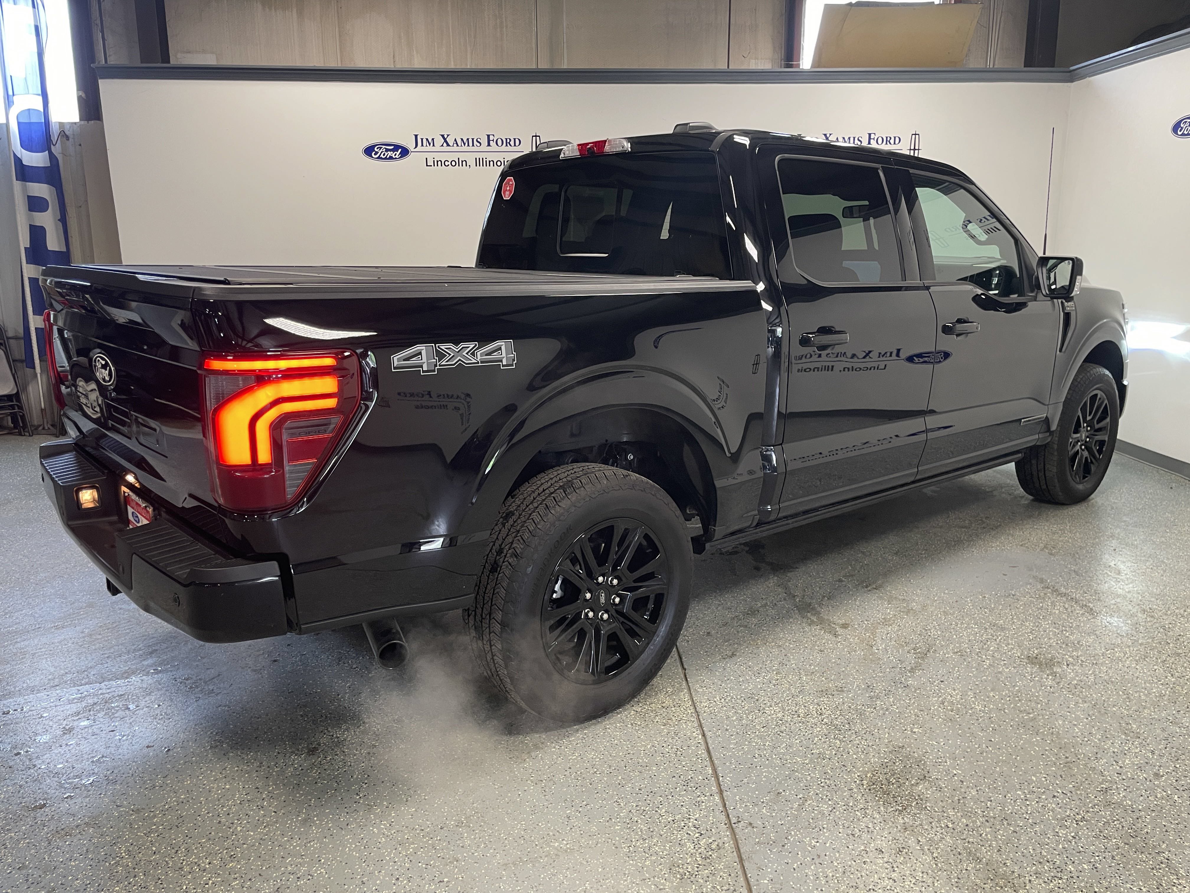 Used 2024 Ford F150 Platinum AWD/4WD image 6