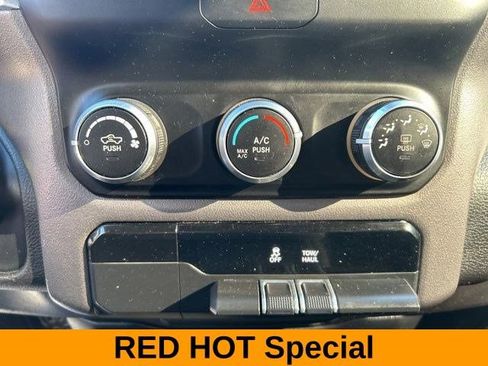 Used 2020 RAM 1500 Big Horn AWD/4WD image 27