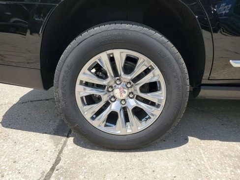 New 2026 GMC Yukon Denali w/ Sun & Power Step Package RWD image 6