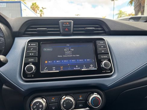 Used 2025 Nissan Versa SV FWD image 20