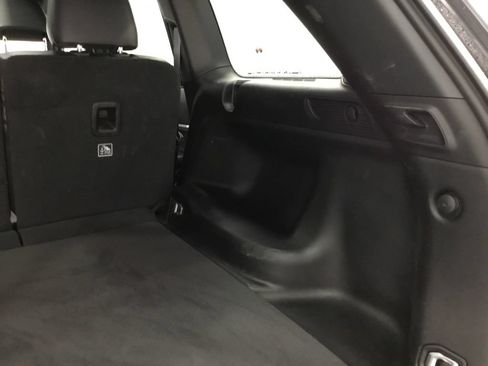 Used 2024 Jeep Grand Cherokee Limited w/ Luxury Tech Group II AWD/4WD image 19