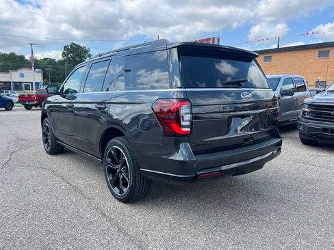 Certified 2022 Ford Expedition Limited AWD/4WD image 6