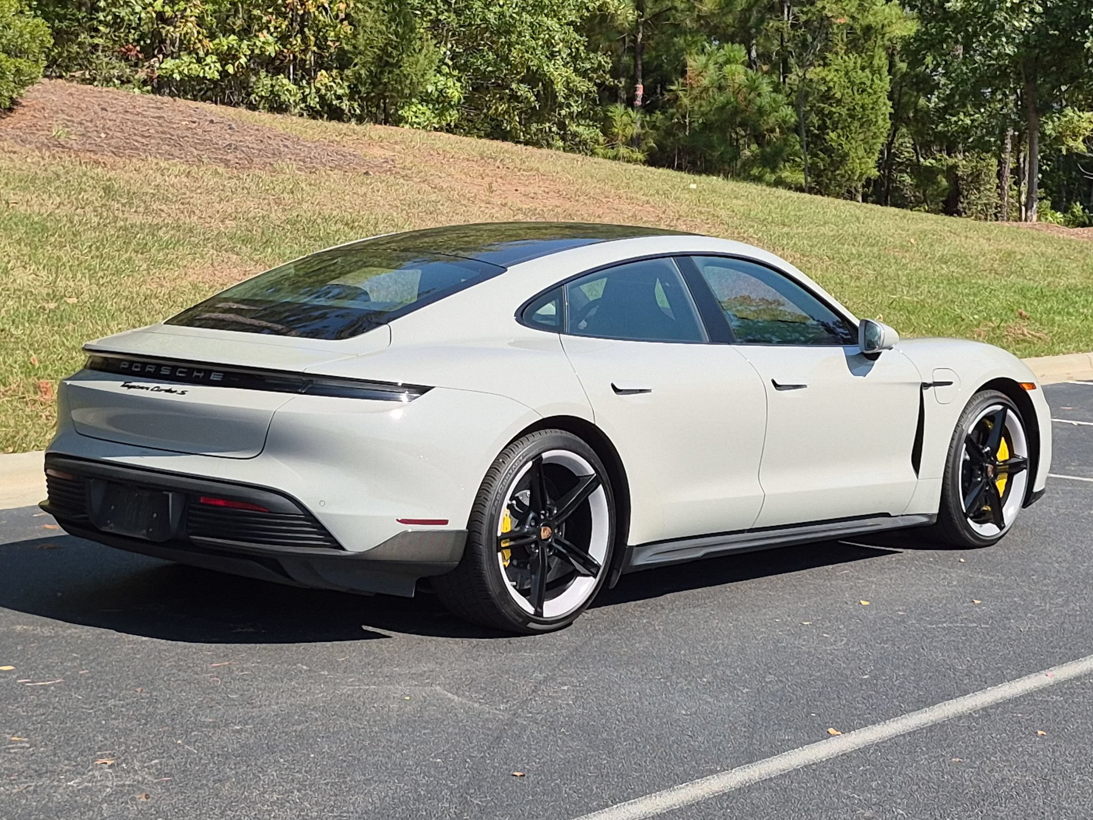 Certified 2021 Porsche Taycan Turbo S AWD/4WD image 22