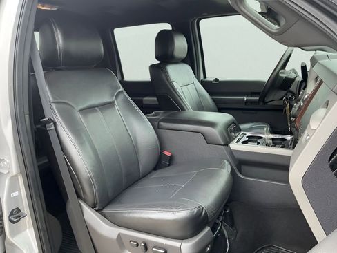 Used 2014 Ford F250 Lariat w/ Chrome Package RWD image 20