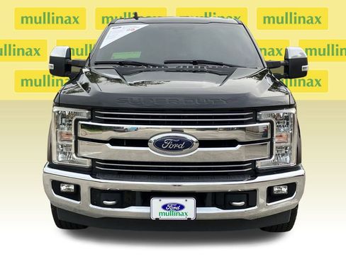 Certified 2019 Ford F250 Lariat w/ Chrome Package image 22