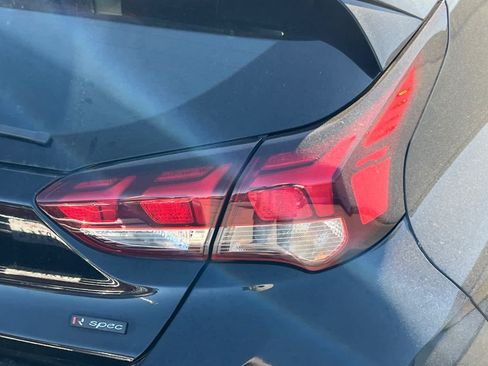 Used 2020 Hyundai Veloster Turbo R-Spec FWD image 18