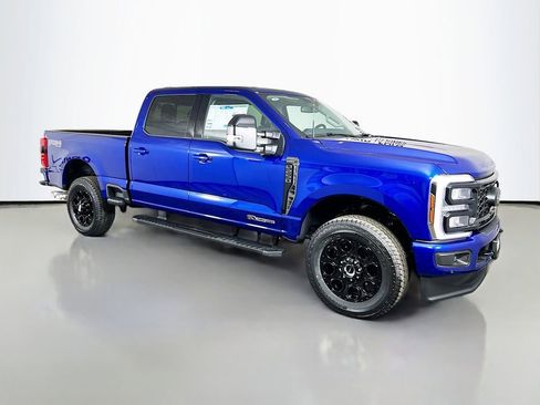 New 2026 Ford F250 Lariat w/ Black Appearance Package image 1