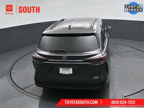 Used 2023 Toyota Sienna XLE image 52
