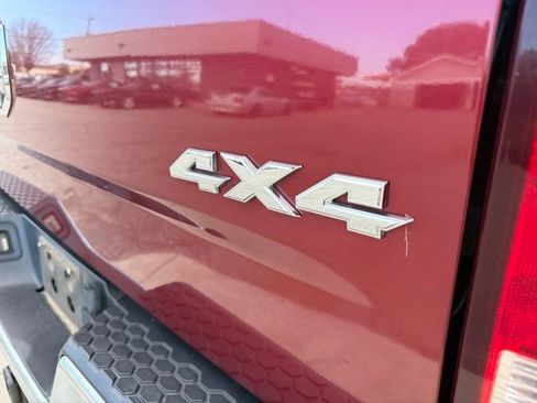 Used 2014 RAM 2500 Tradesman w/ Chrome Appearance Group image 13