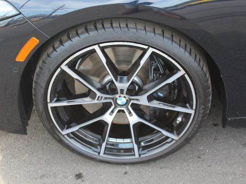 Used 2022 BMW 840i xDrive Convertible w/ Driving Assistance Package image 33