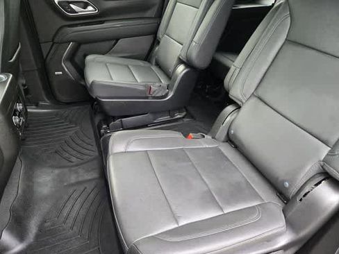 Used 2024 Chevrolet Tahoe LT w/ Luxury Package image 13