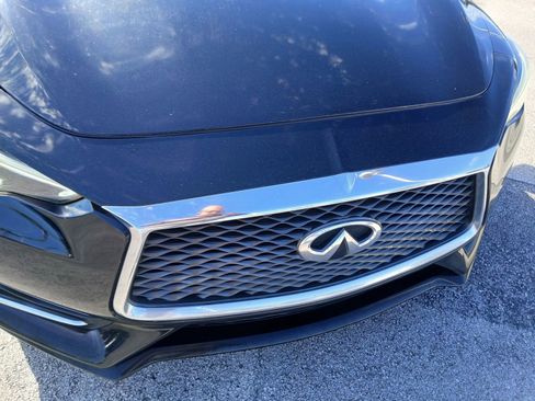 Used 2017 INFINITI Q60 2.0t image 23