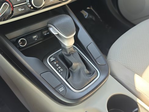 Certified 2025 Kia Soul LX FWD image 24