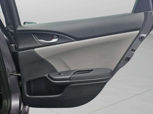 Used 2018 Honda Civic EX image 19