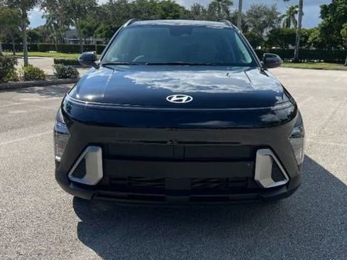 Used 2025 Hyundai Kona SEL image 5