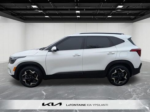 Certified 2024 Kia Seltos EX AWD/4WD image 2