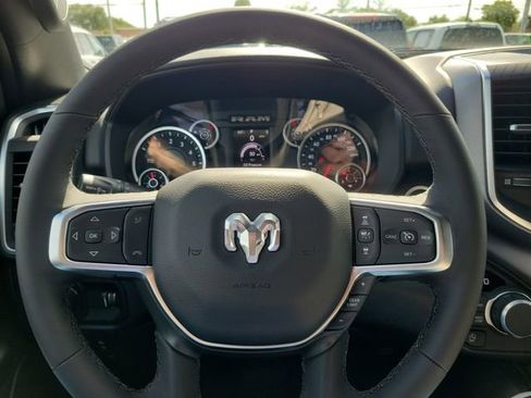 New 2026 RAM 1500 4x4 Crew Cab image 15