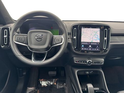 Used 2023 Volvo C40 P8 Recharge Plus w/ Climate Package AWD/4WD image 25