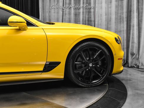 Used 2020 Bentley Continental GT V8 image 42