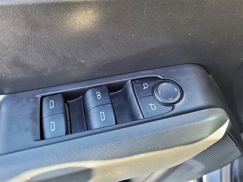 Used 2025 Chevrolet Colorado LT w/ Advanced Trailering Package image 22