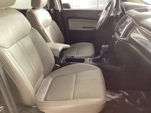 Certified 2019 Ford Ranger Lariat w/ Equipment Group 501A Mid AWD/4WD image 18