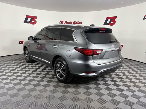 Used 2019 INFINITI QX60 Luxe w/ Essential Package image 4