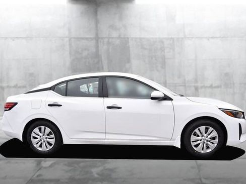New 2025 Nissan Sentra S image 5