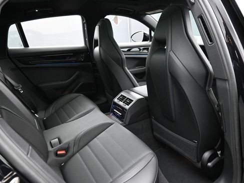 New 2026 Porsche Panamera image 27