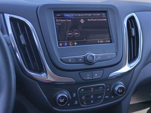 Used 2024 Chevrolet Equinox LT w/ LPO, Floor Liner Package FWD image 13
