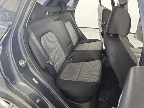 Used 2019 Hyundai Kona SE FWD image 19
