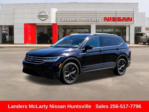 Used 2024 Volkswagen Tiguan SE image 9