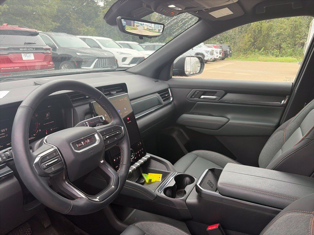 Used 2026 GMC Terrain AT4 w/ Convenience Package III AWD/4WD image 17