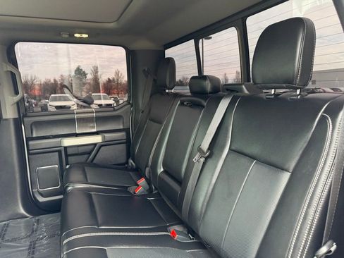 Used 2021 Ford F250 Lariat w/ Lariat Ultimate Package AWD/4WD image 32
