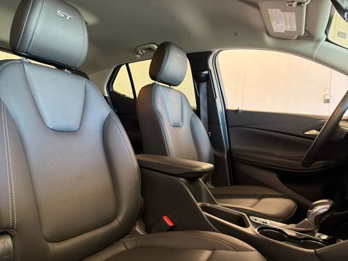 Used 2024 Buick Encore GX Sport Touring w/ Comfort Package image 27